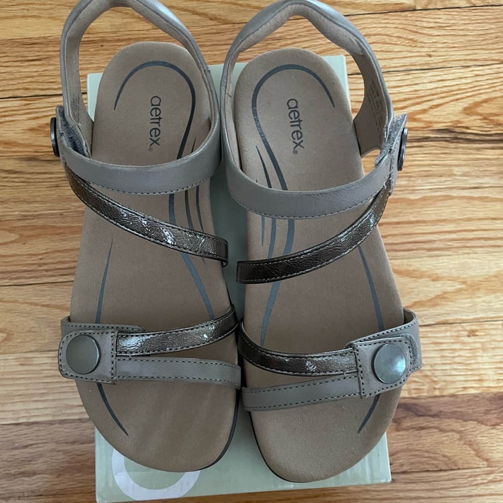 Jess Adjustable Quarter Strap Sandal